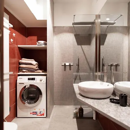 Apartment In Centro, 5 Posti Letto: Ca' Cybeles
