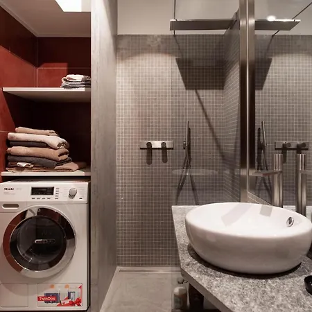 In Centro, 5 Posti Letto: Ca' Cybeles Turin