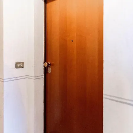 In Centro, 5 Posti Letto: Ca' Cybeles