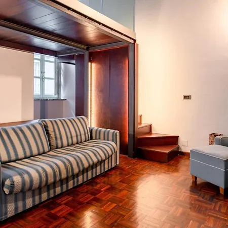 Apartment In Centro, 5 Posti Letto: Ca' Cybeles