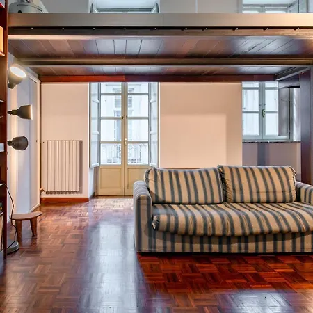 Apartment In Centro, 5 Posti Letto: Ca' Cybeles